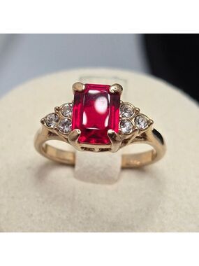 Ruby Red Gem & Clear Crystal Gold-Tone Ring Size 5.75